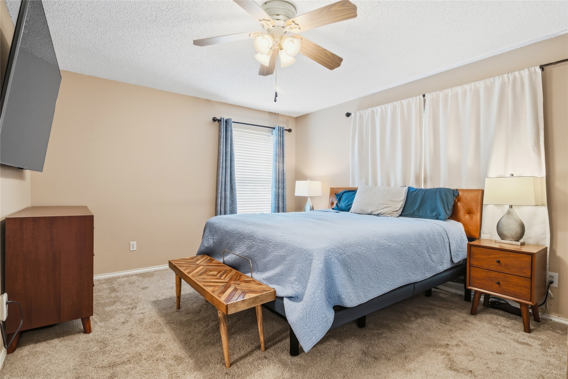6604 Gillis Johnson Fort Worth TX 76179