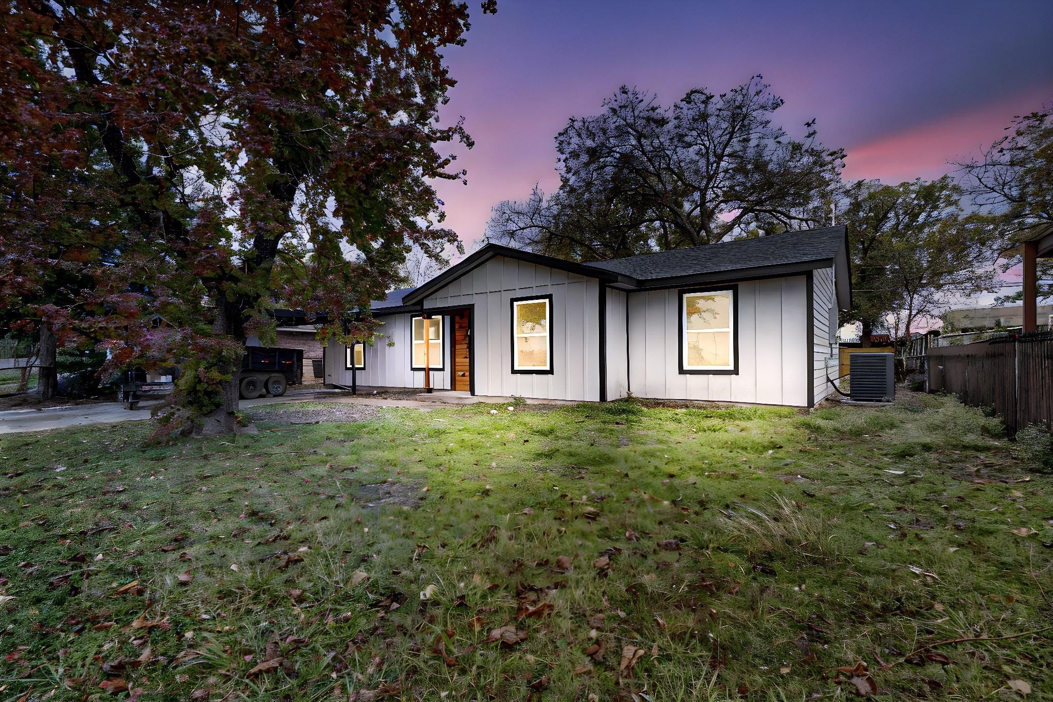 7015 Hodde Street Dallas TX 75217