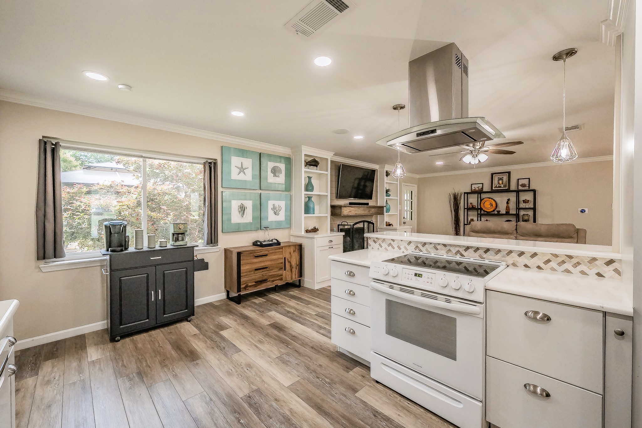 5004 Blackstone Drive River Oaks TX 76114
