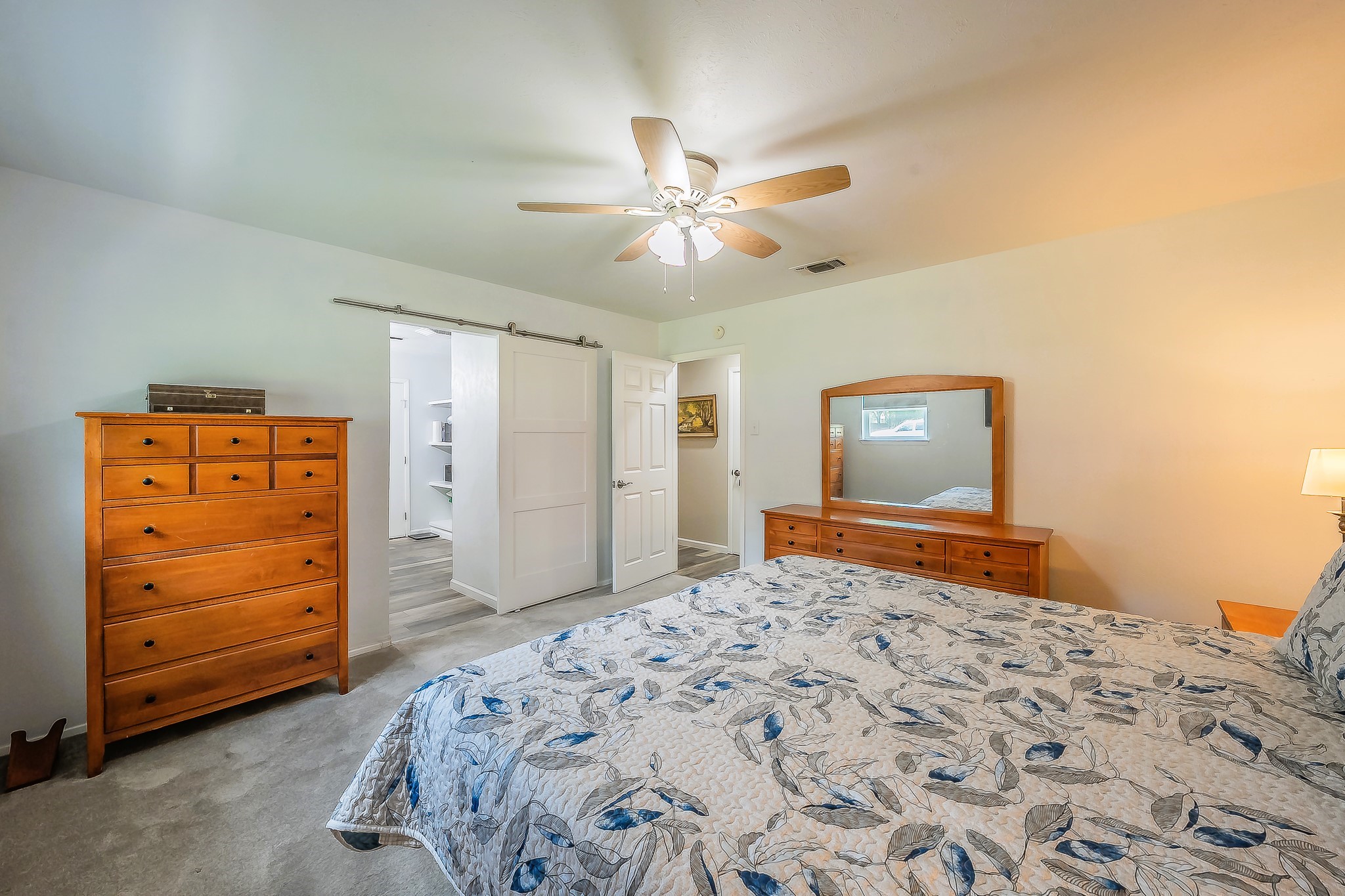 5004 Blackstone Drive River Oaks TX 76114