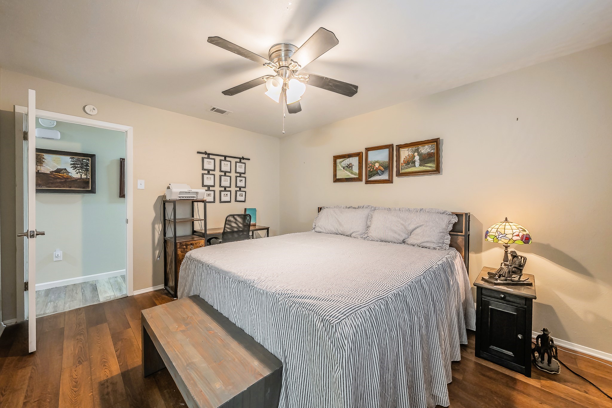 5004 Blackstone Drive River Oaks TX 76114