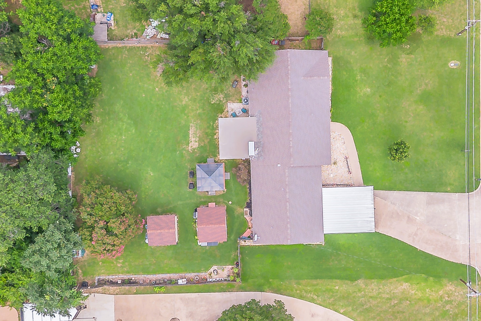 5004 Blackstone Drive River Oaks TX 76114