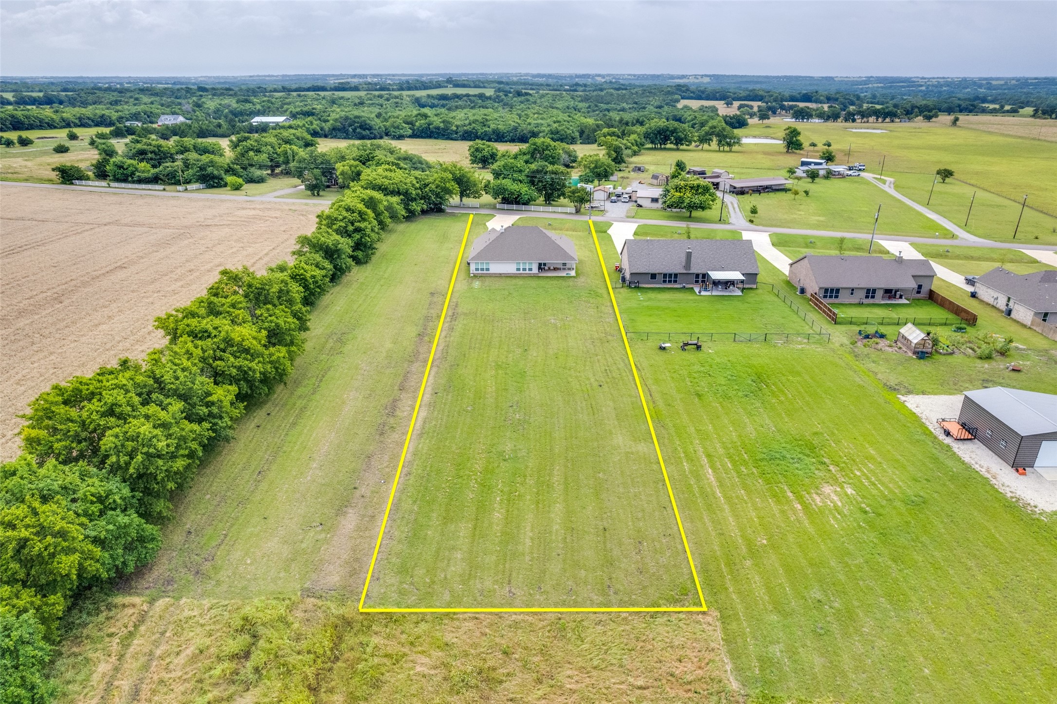 1933 Franklin Road Tom Bean TX 75090