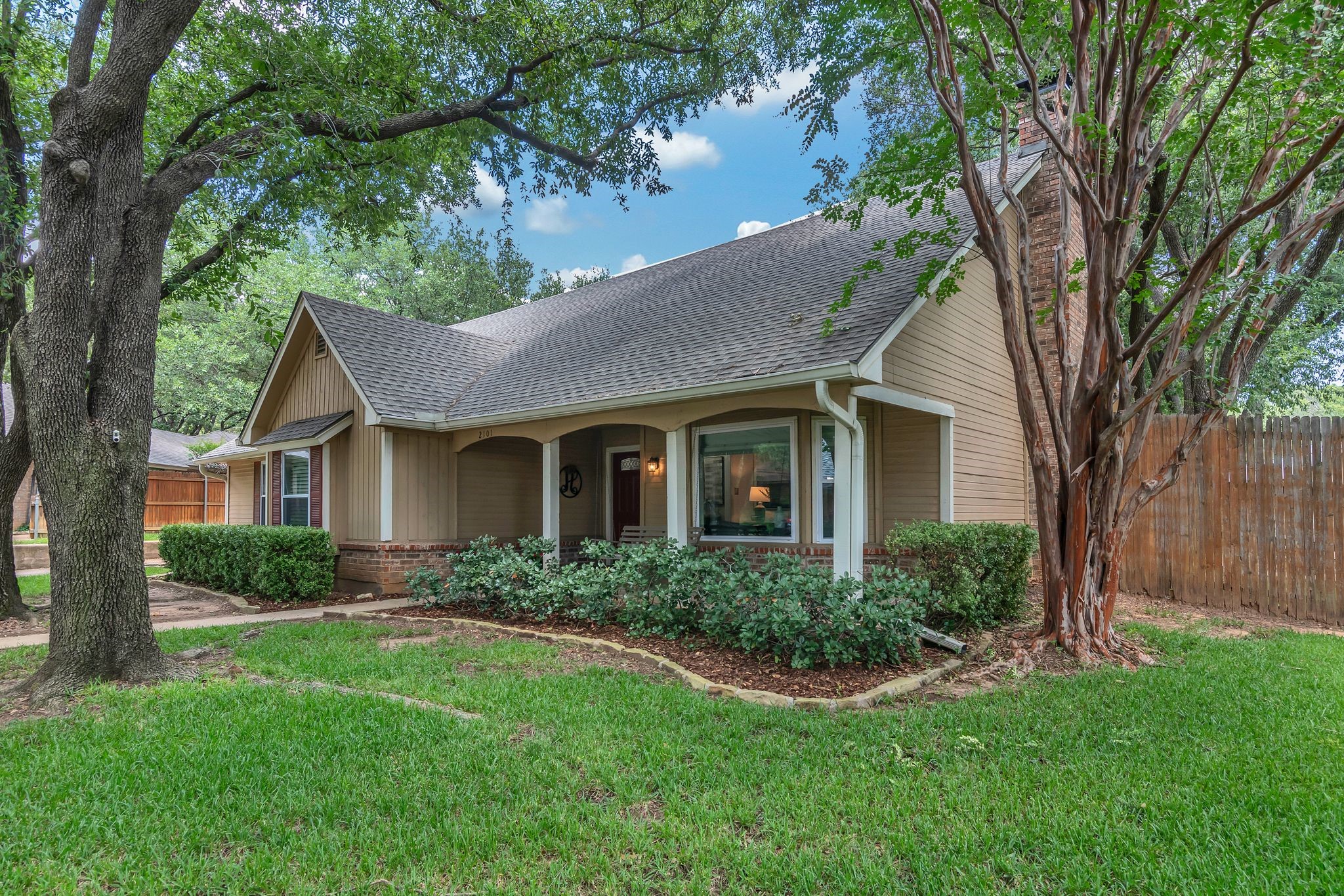 2101 Riverforest Court Arlington TX 76017