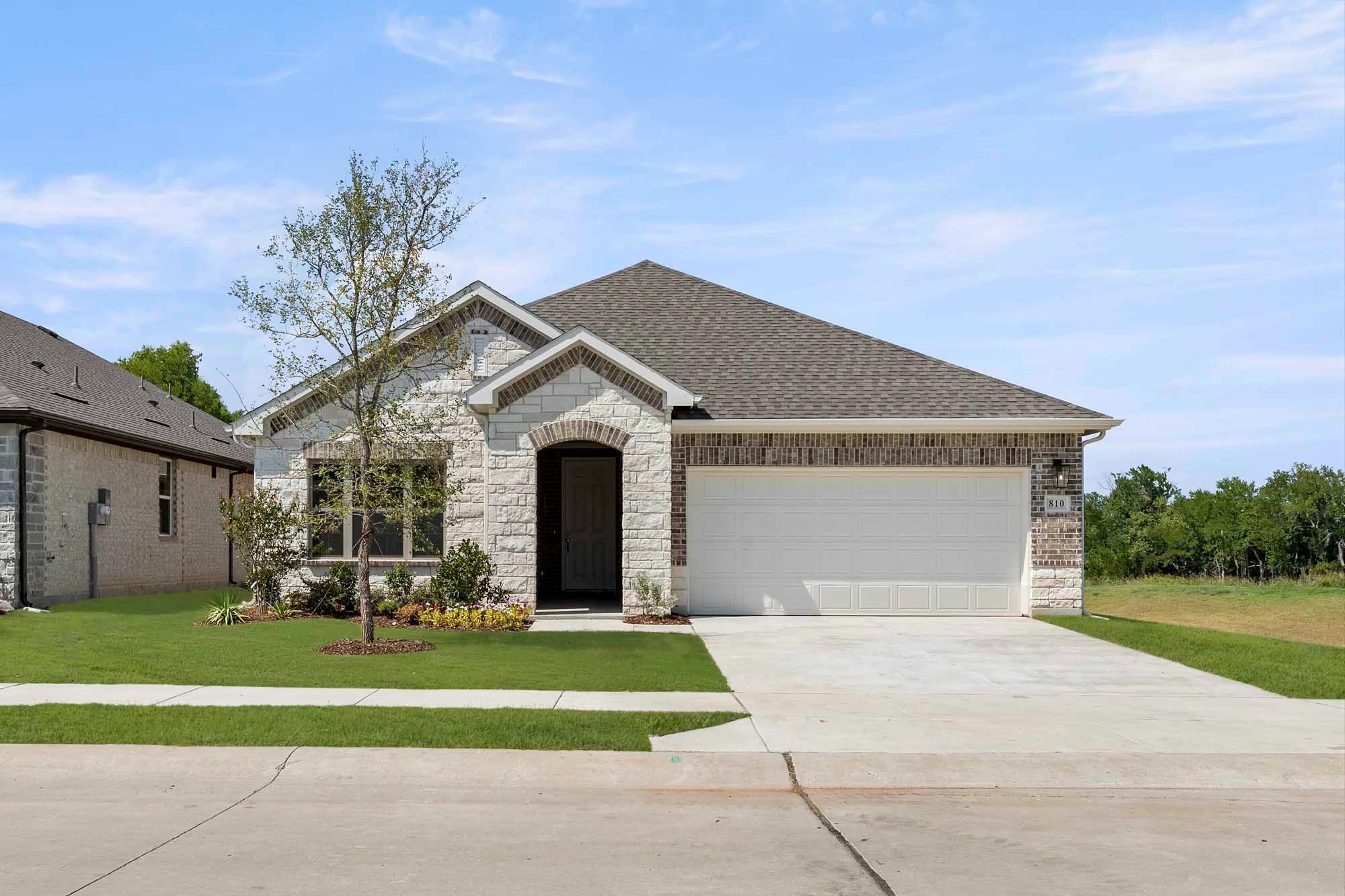810 Roanoke, Princeton, TX 75407 | 21025261 | Briggs Freeman Sotheby's