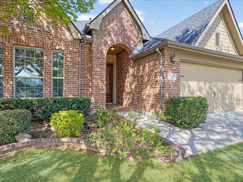 913 Partridge Drive Aubrey TX 76227
