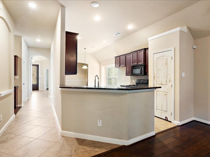 913 Partridge Drive Aubrey TX 76227
