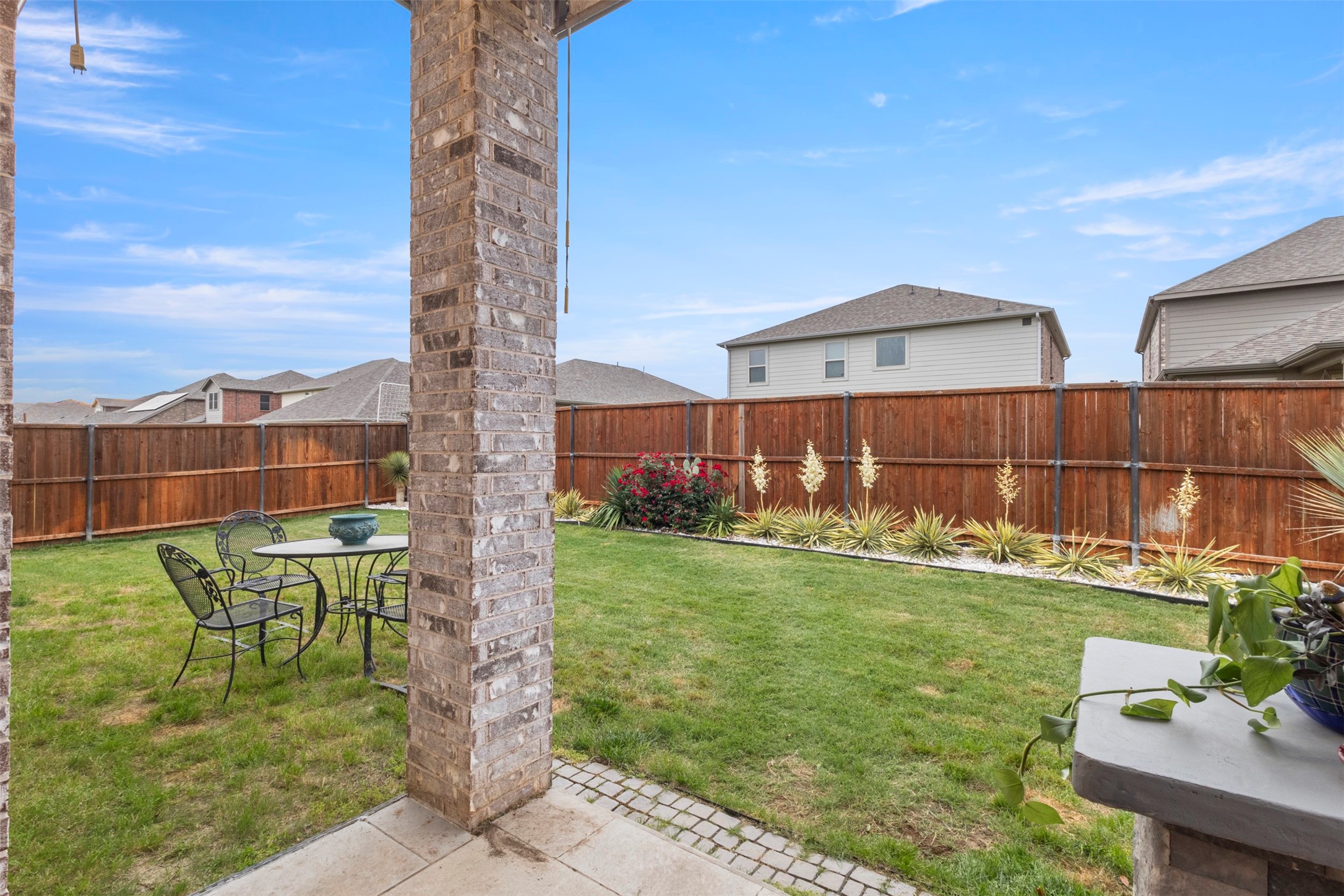1929 Campground Way Aubrey TX 76227
