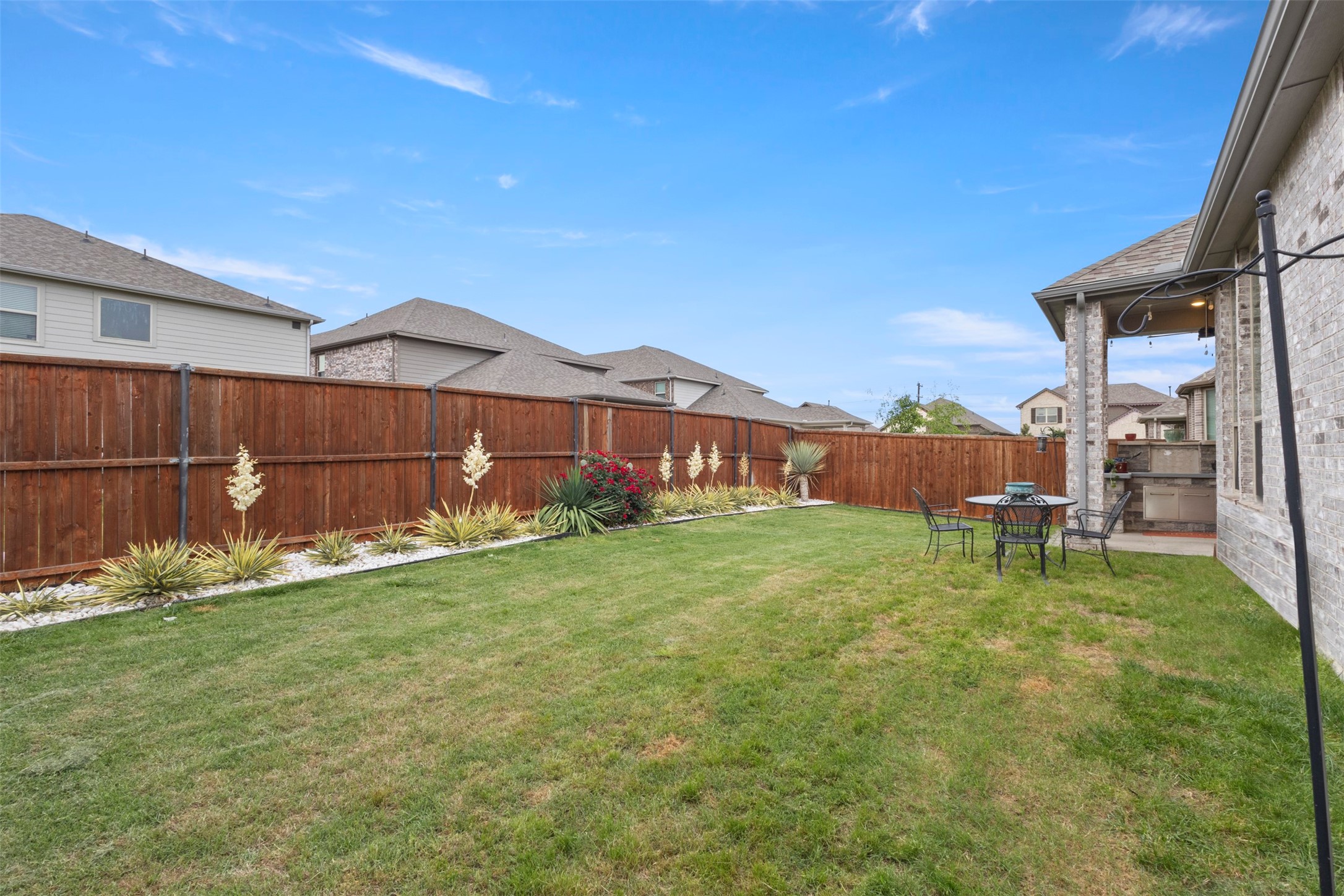 1929 Campground Way Aubrey TX 76227
