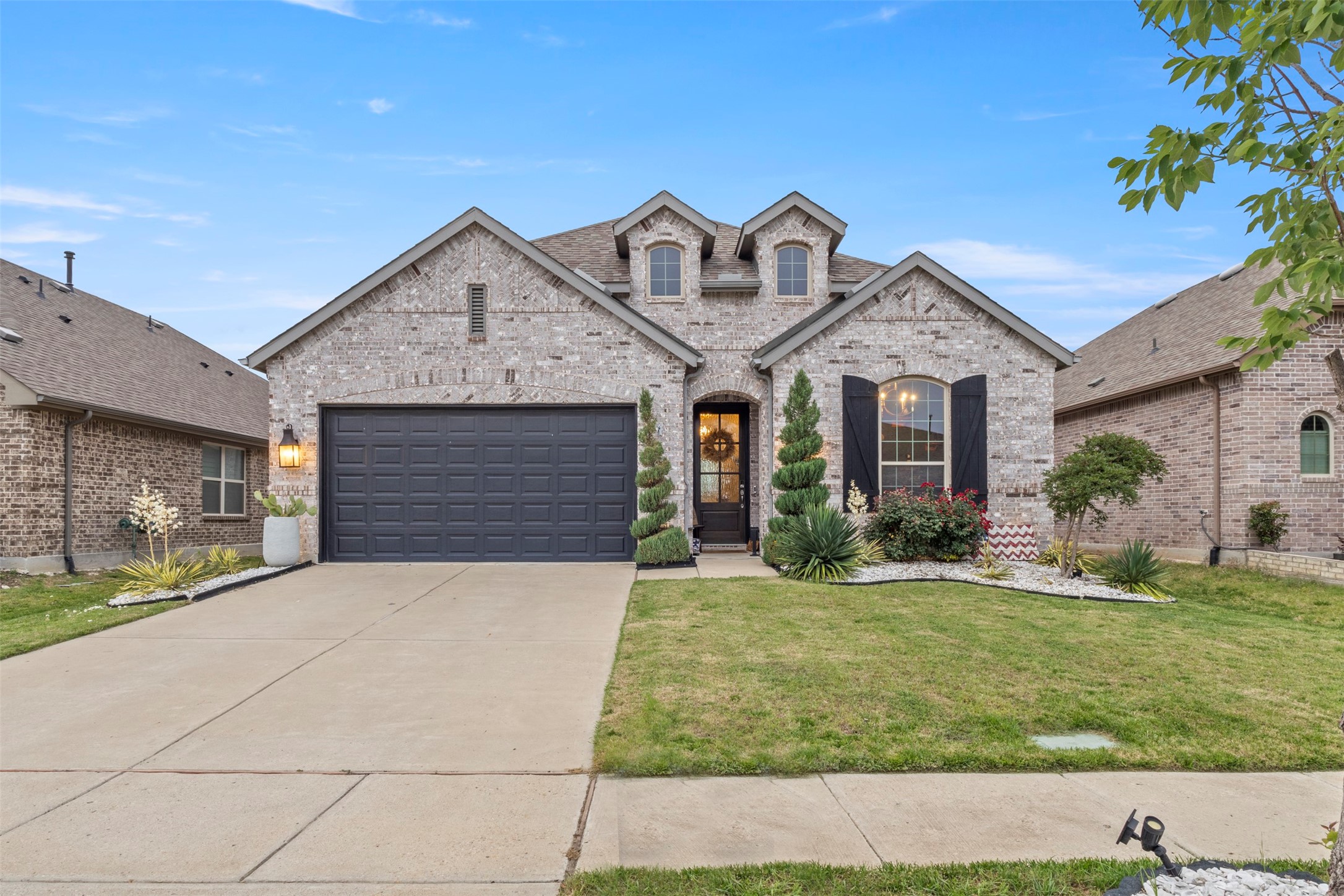 1929 Campground Way Aubrey TX 76227