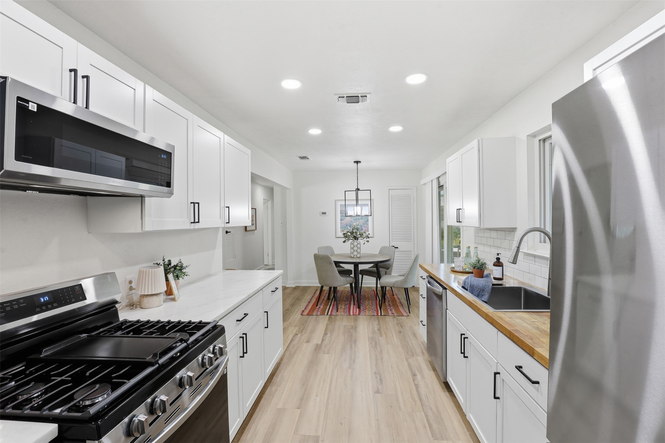 833 Bridle Avenue White Settlement TX 76108
