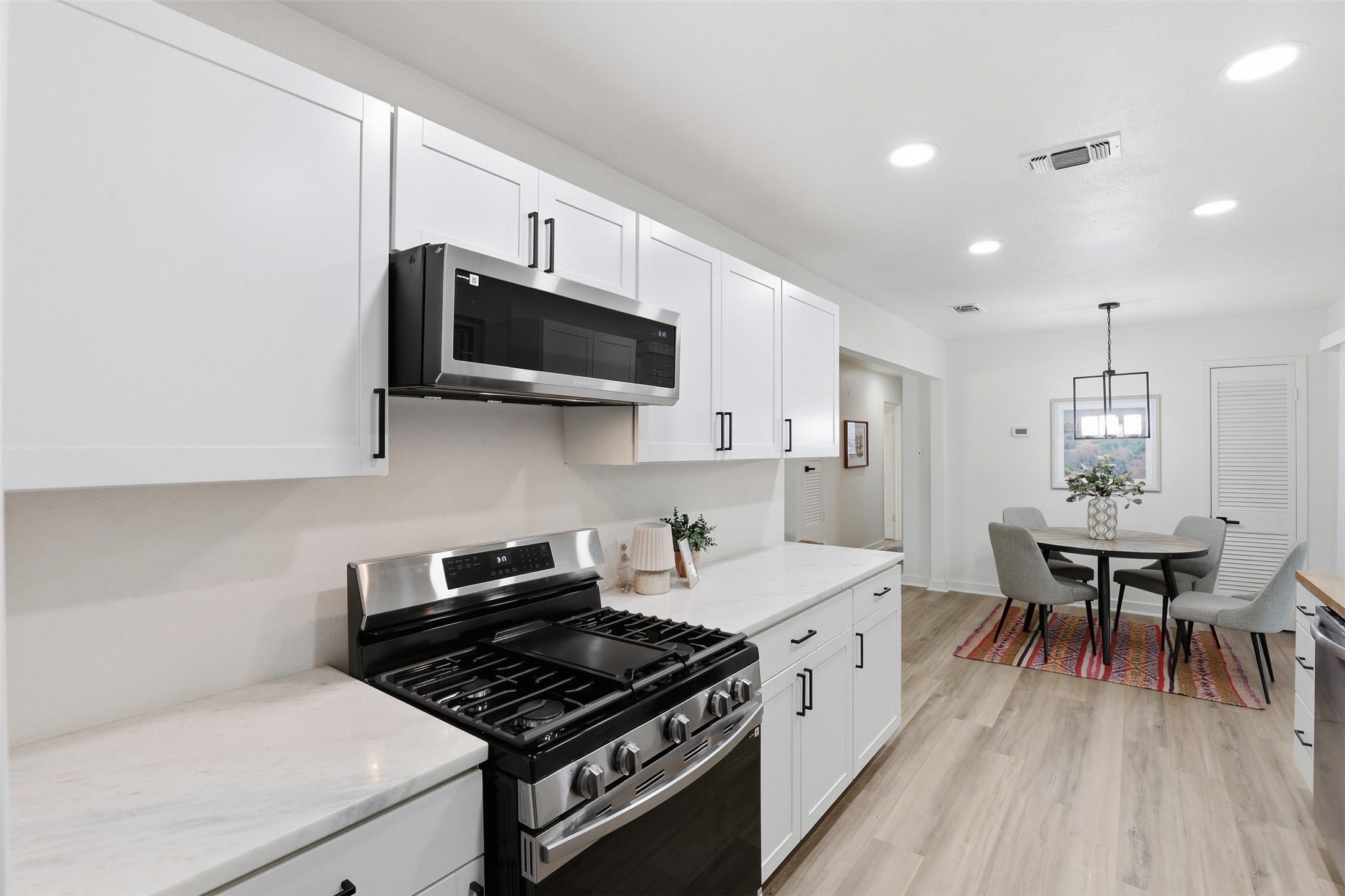 833 Bridle Avenue White Settlement TX 76108