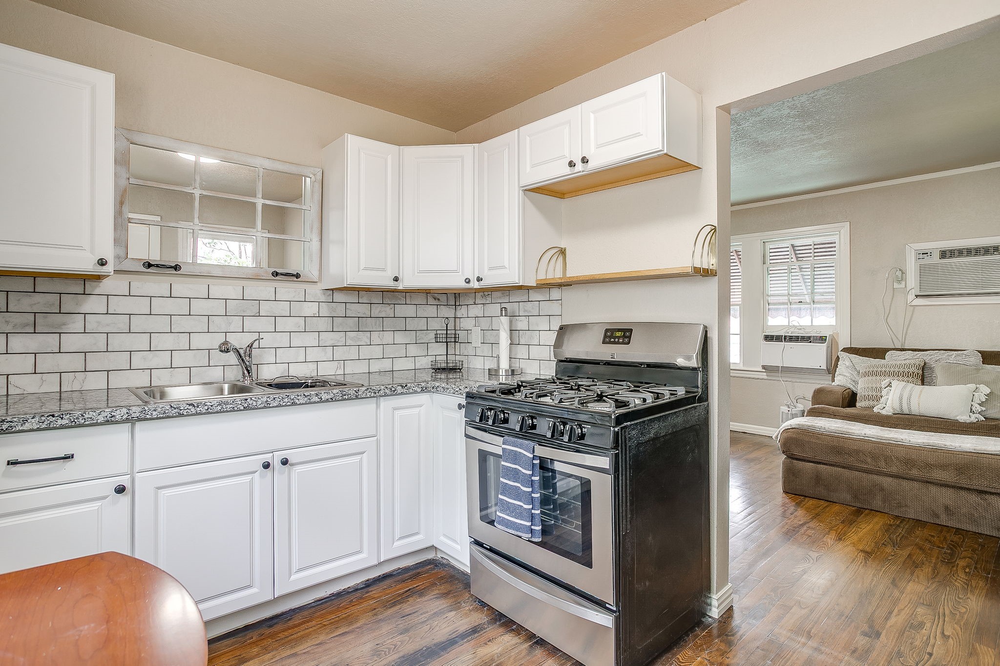 4328 Lovell Avenue Fort Worth TX 76107