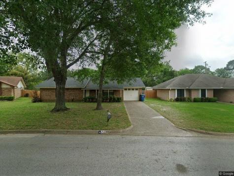 713 Southoak Drive Athens TX 75751