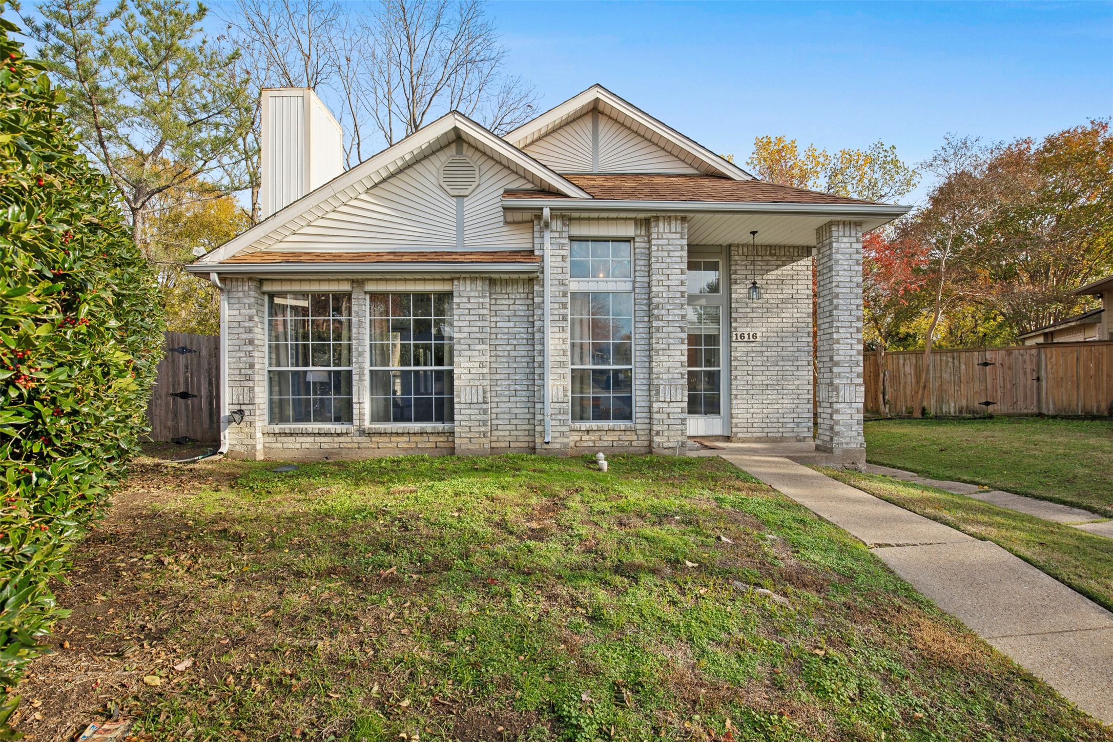 1616 Savannah Street Mesquite TX 75149