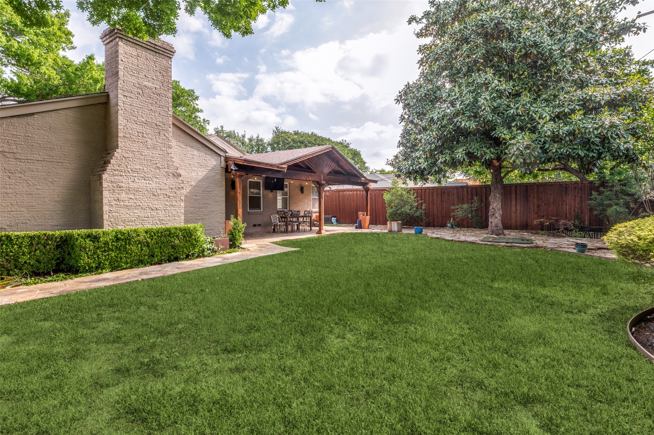 5820 Forest Lane Dallas TX 75230
