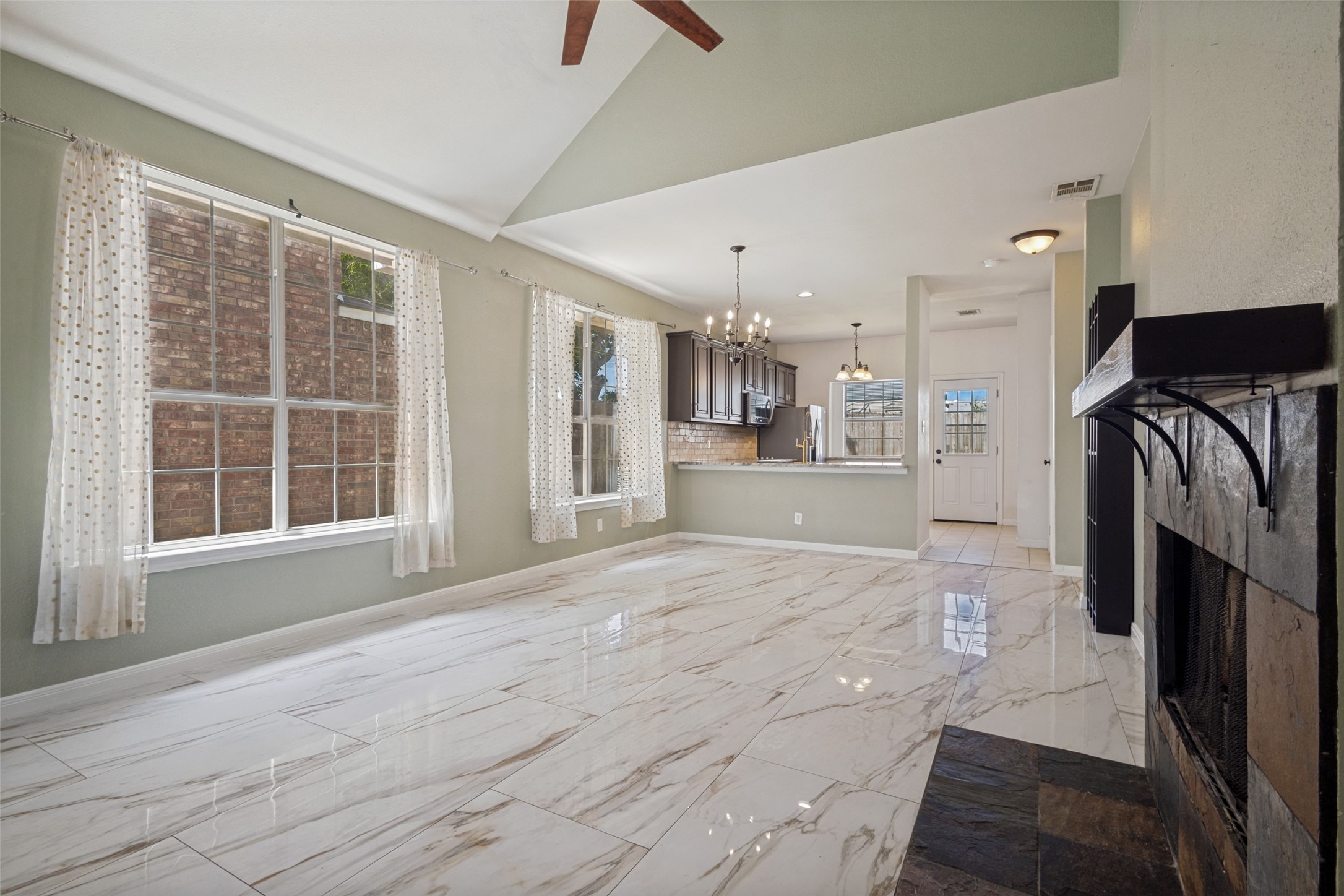 1383 Mimosa Lane Lewisville TX 75077