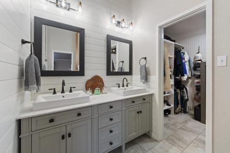 1144 Hearthstone Drive Burleson TX 76028
