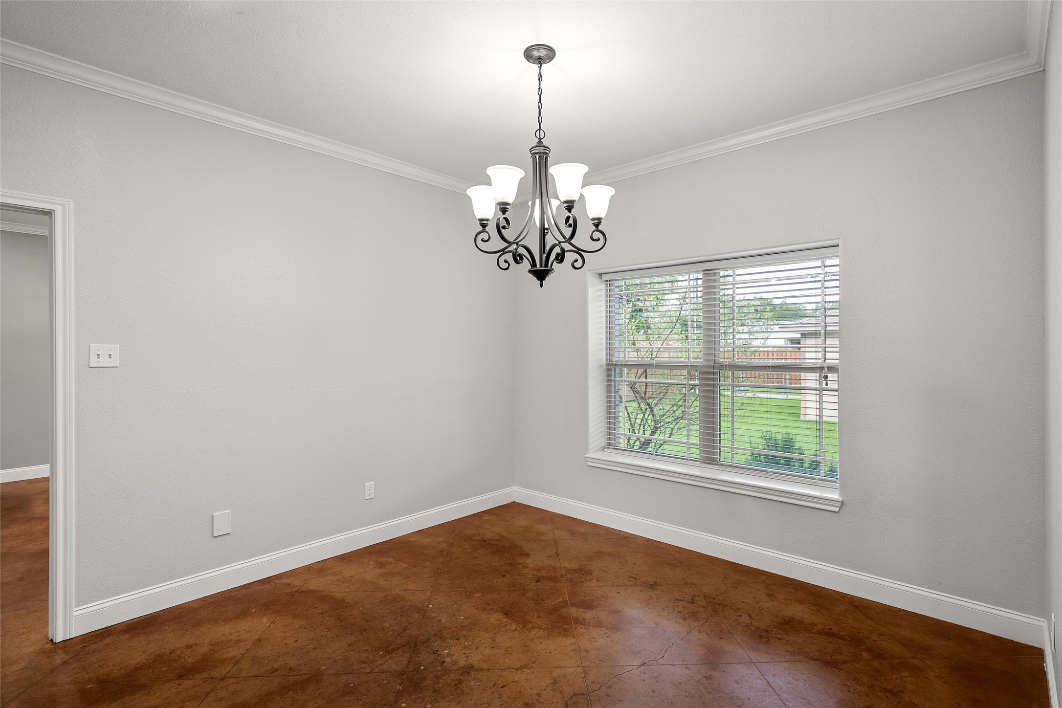1509 N Reagan Street West TX 76691