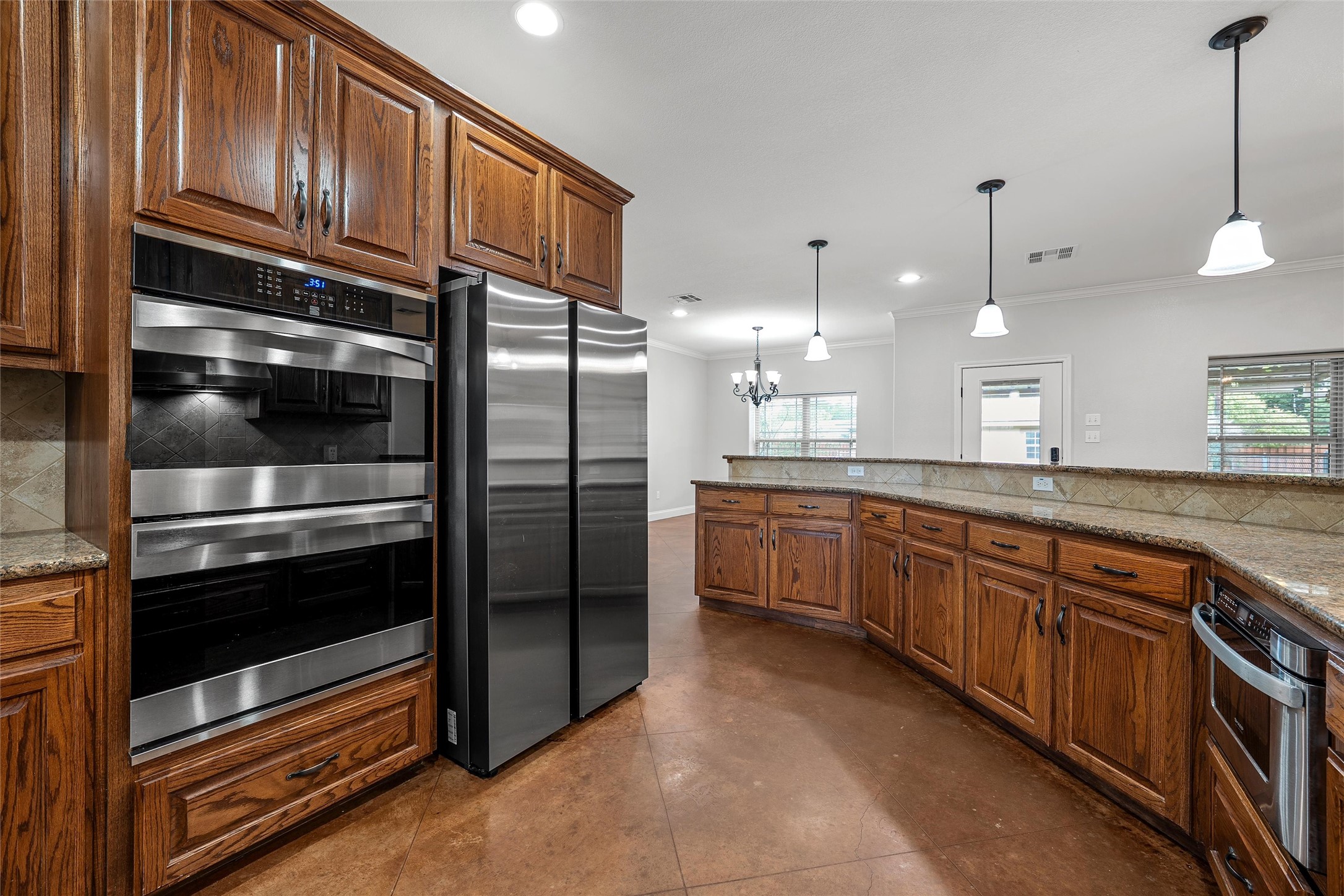 1509 N Reagan Street West TX 76691