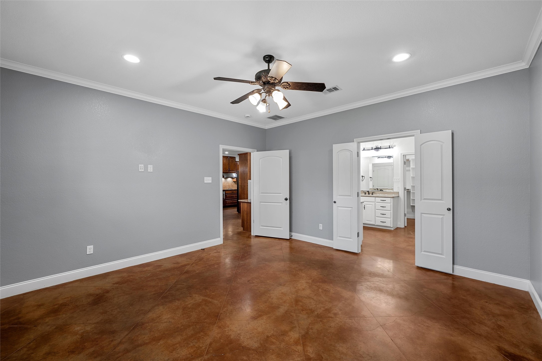 1509 N Reagan Street West TX 76691