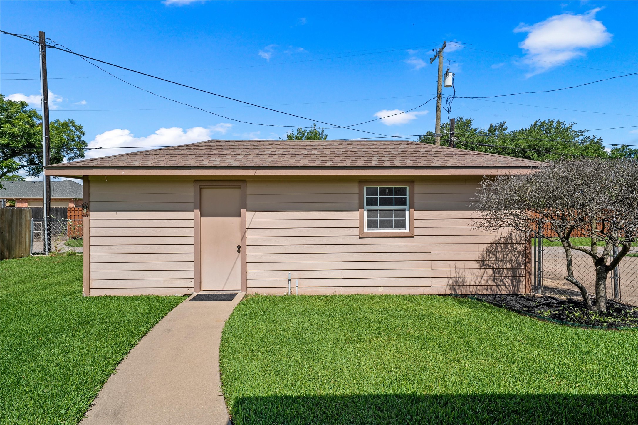1509 N Reagan Street West TX 76691