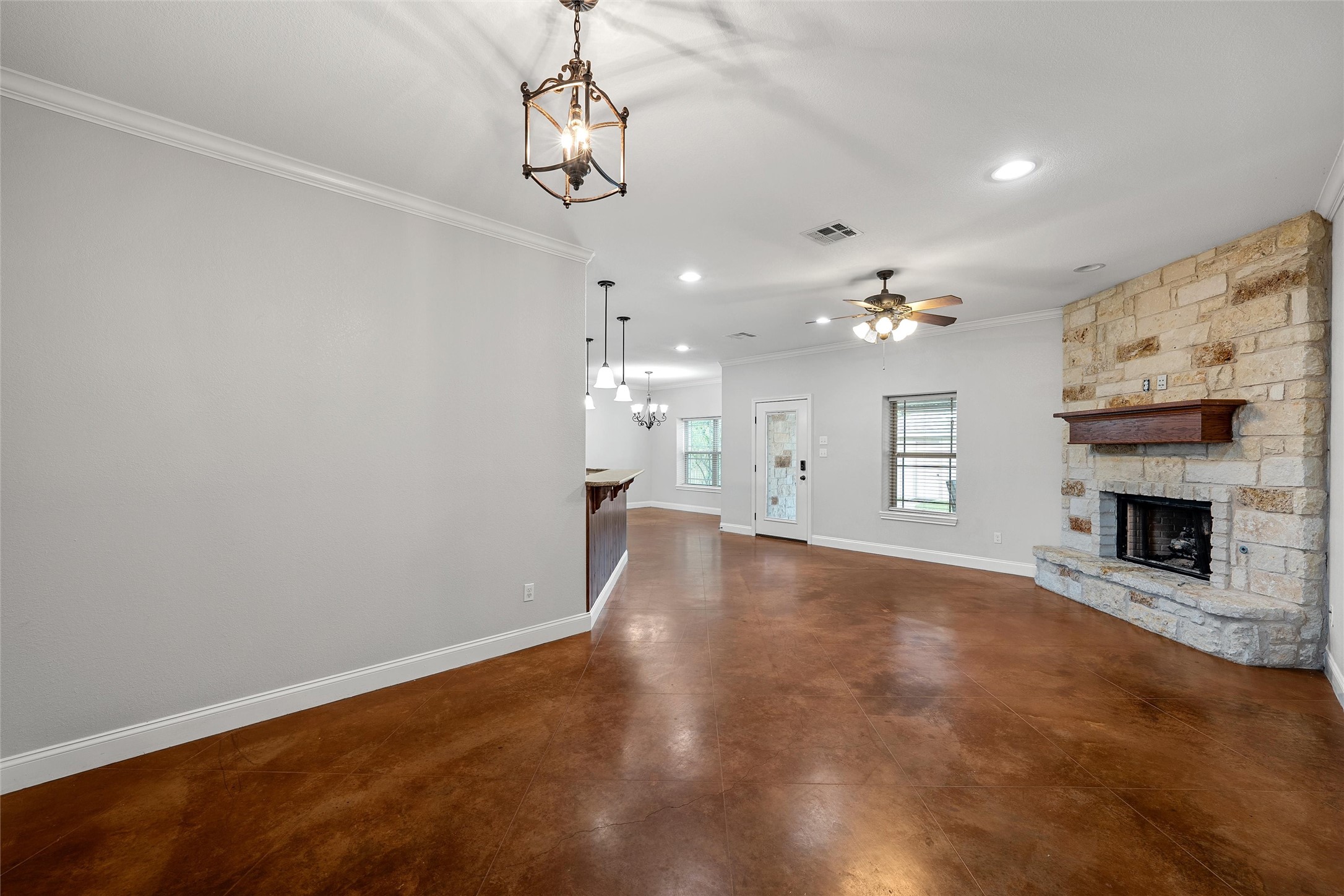 1509 N Reagan Street West TX 76691