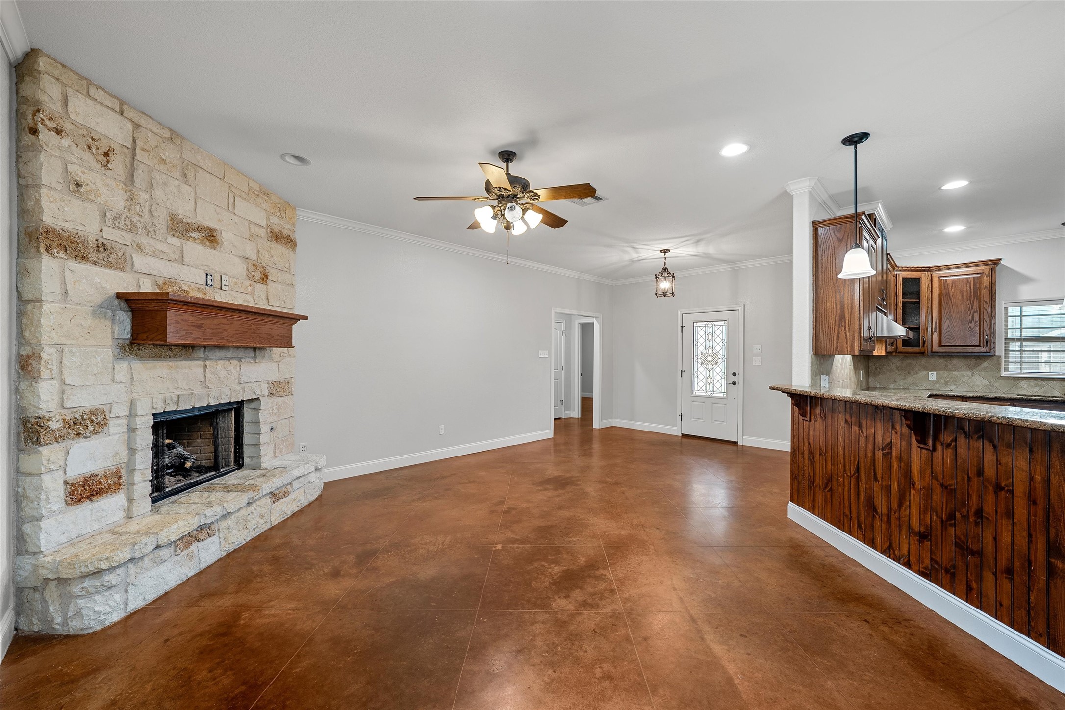 1509 N Reagan Street West TX 76691