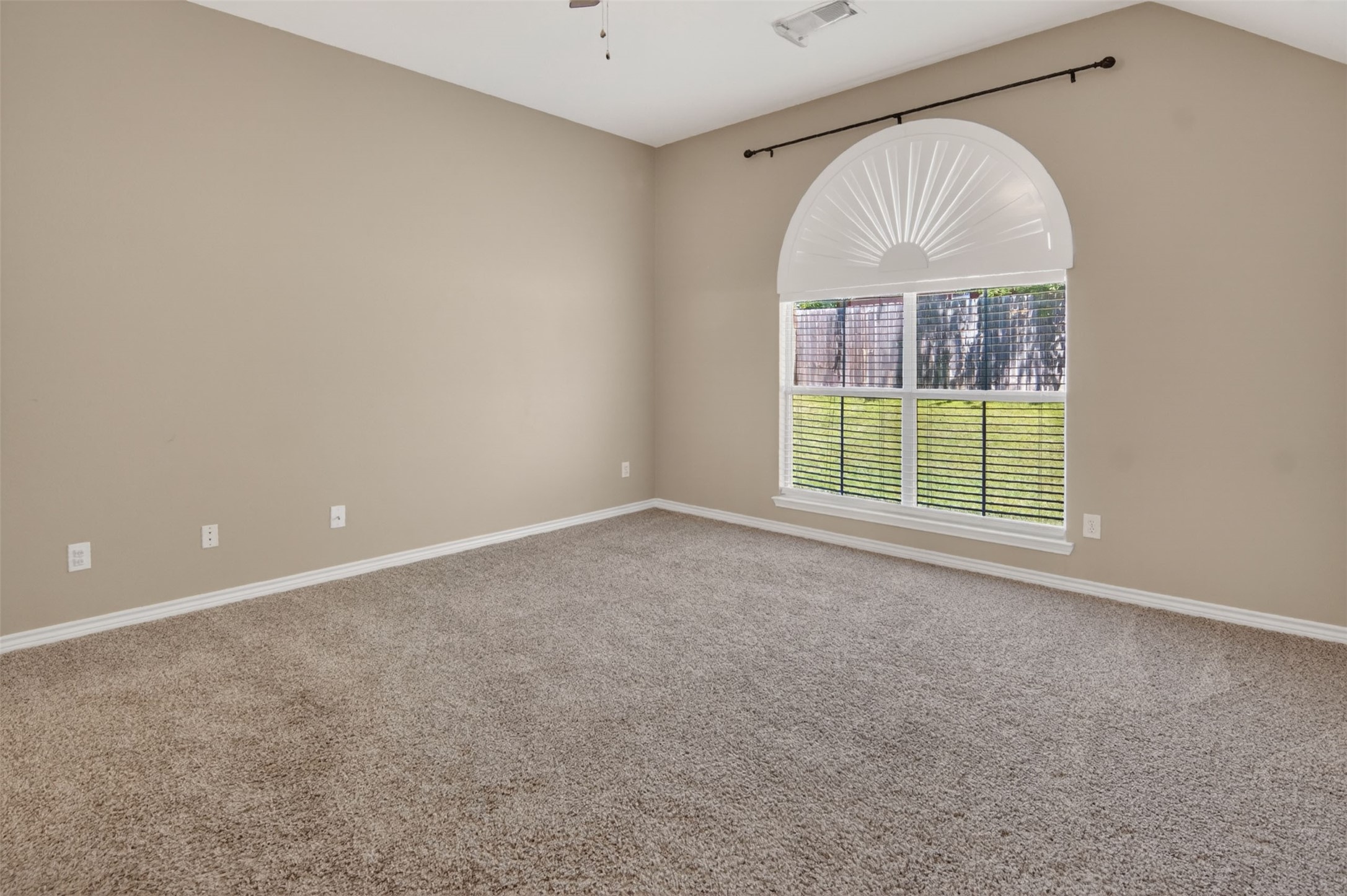 6922 Briarwood Drive Fort Worth TX 76132