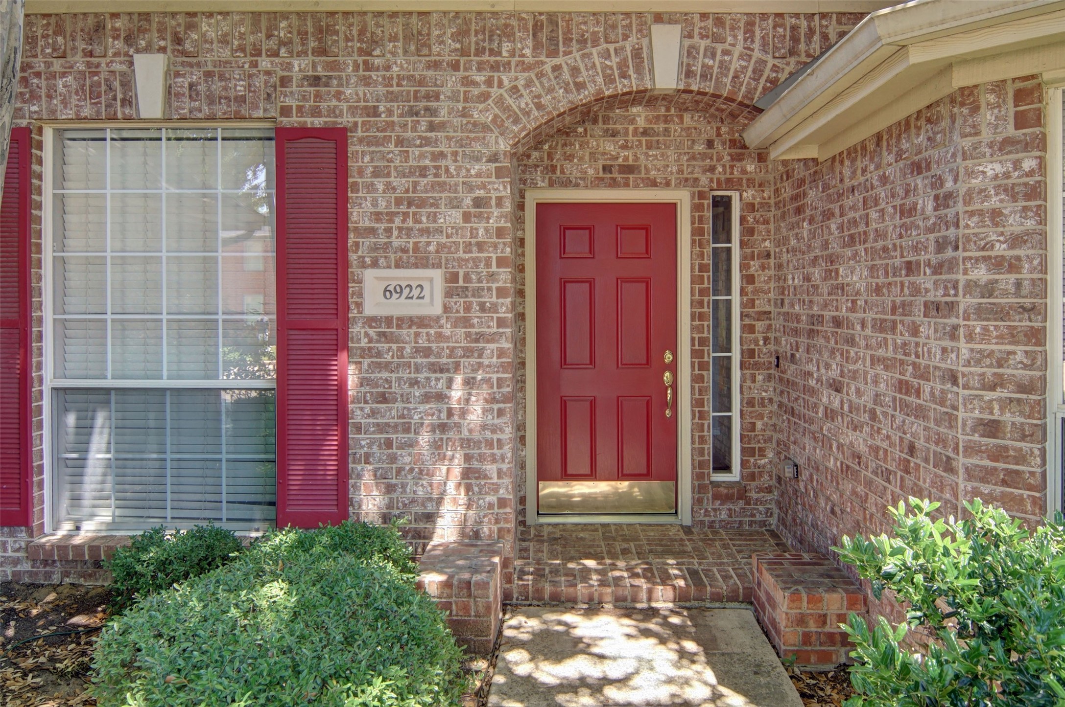 6922 Briarwood Drive Fort Worth TX 76132