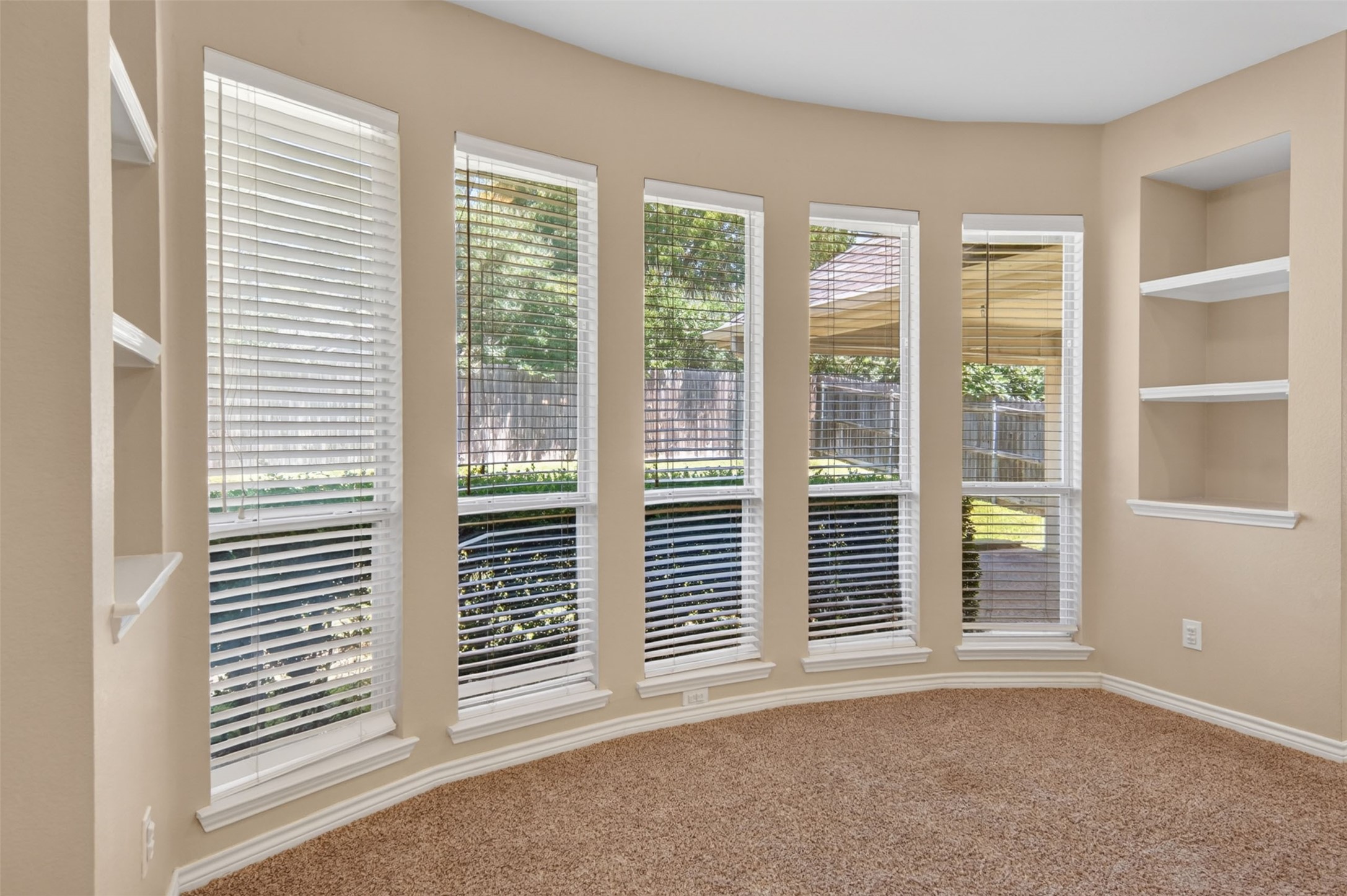 6922 Briarwood Drive Fort Worth TX 76132