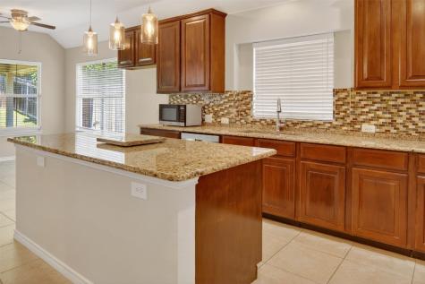 6922 Briarwood Drive Fort Worth TX 76132