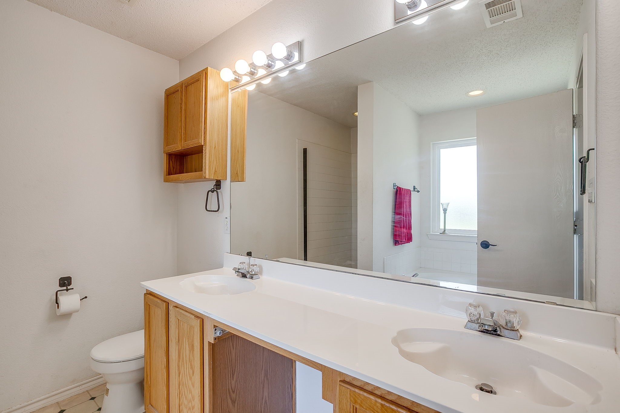 10264 W Rancho Diego Lane Fort Worth TX 76036