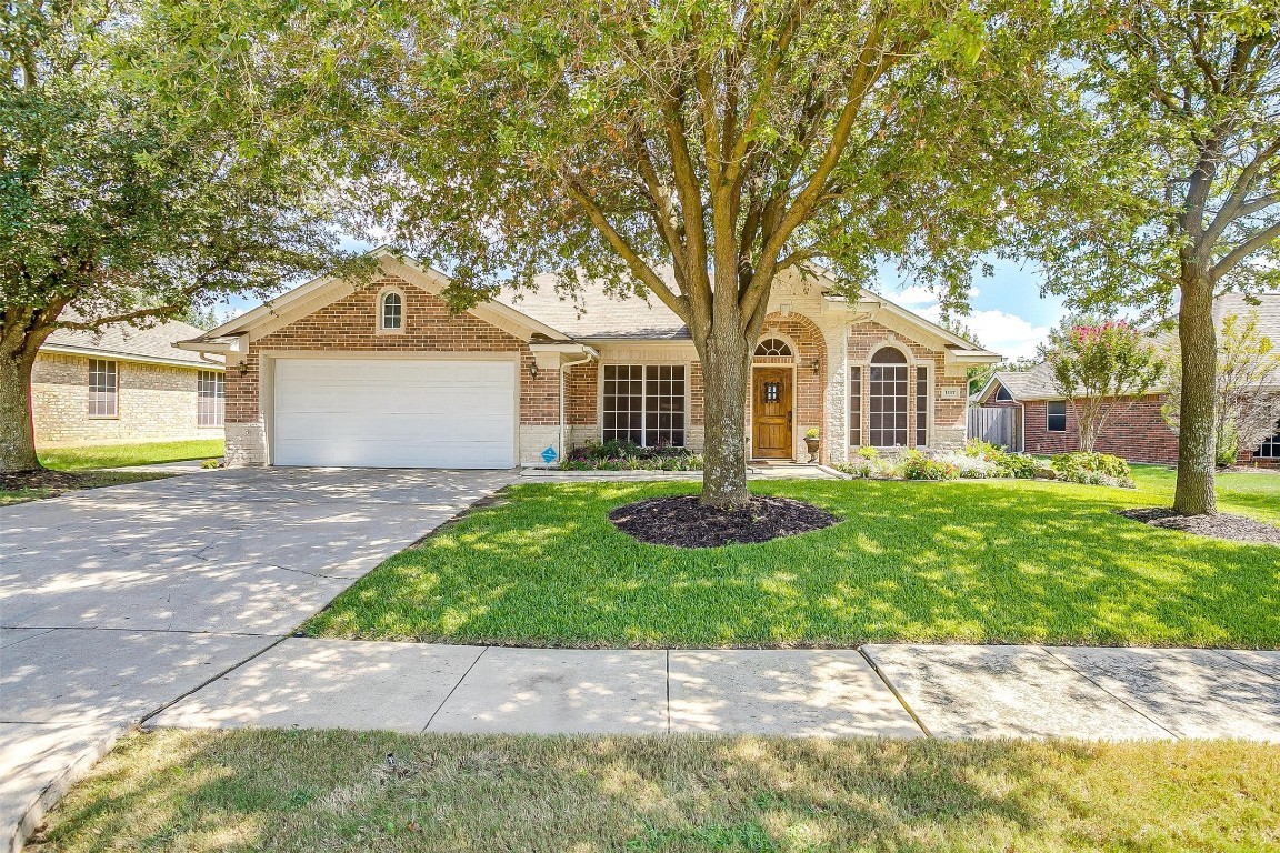 1117 SW Hillside Drive Burleson TX 76028