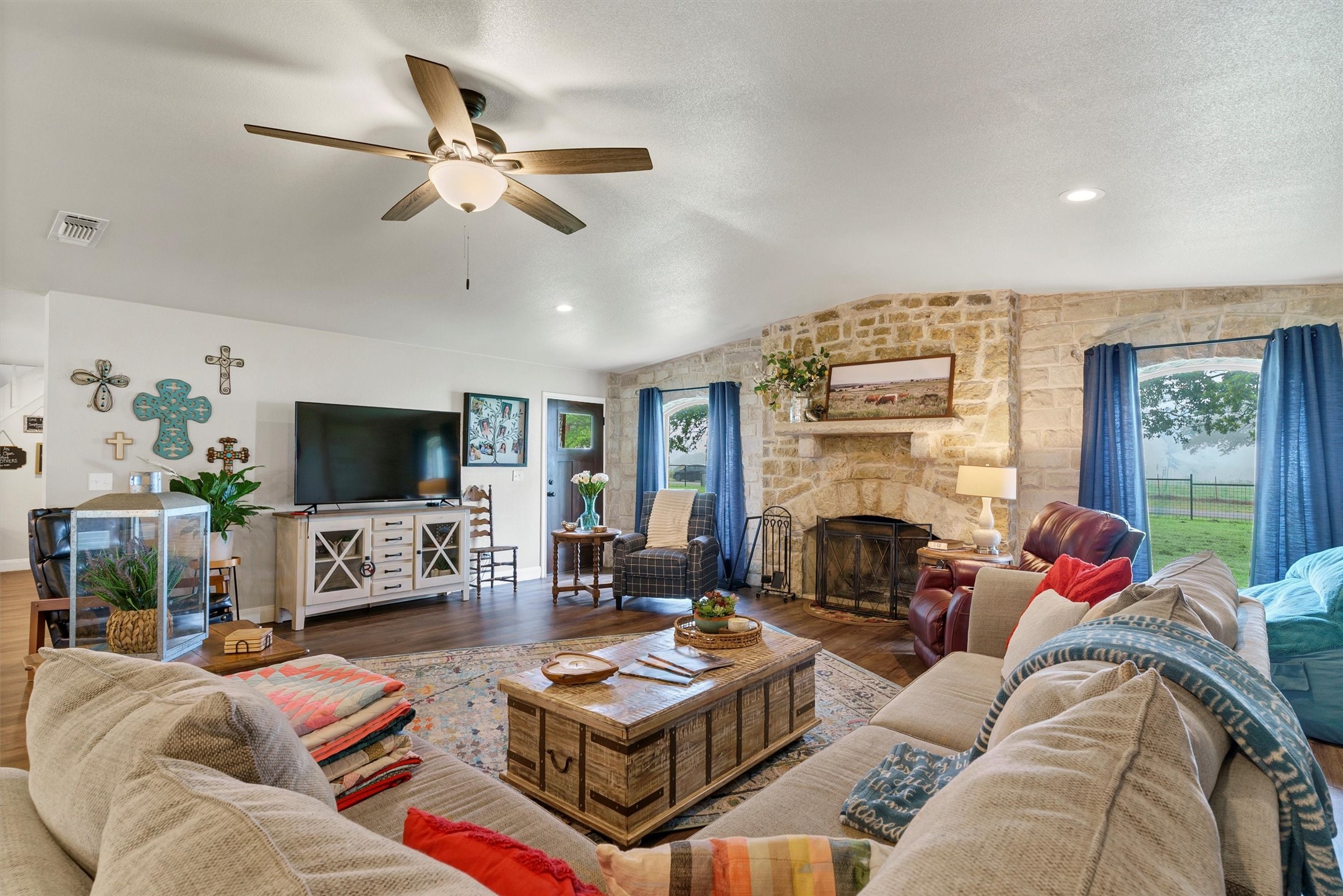 1900 Campbell Road Tolar TX 76476