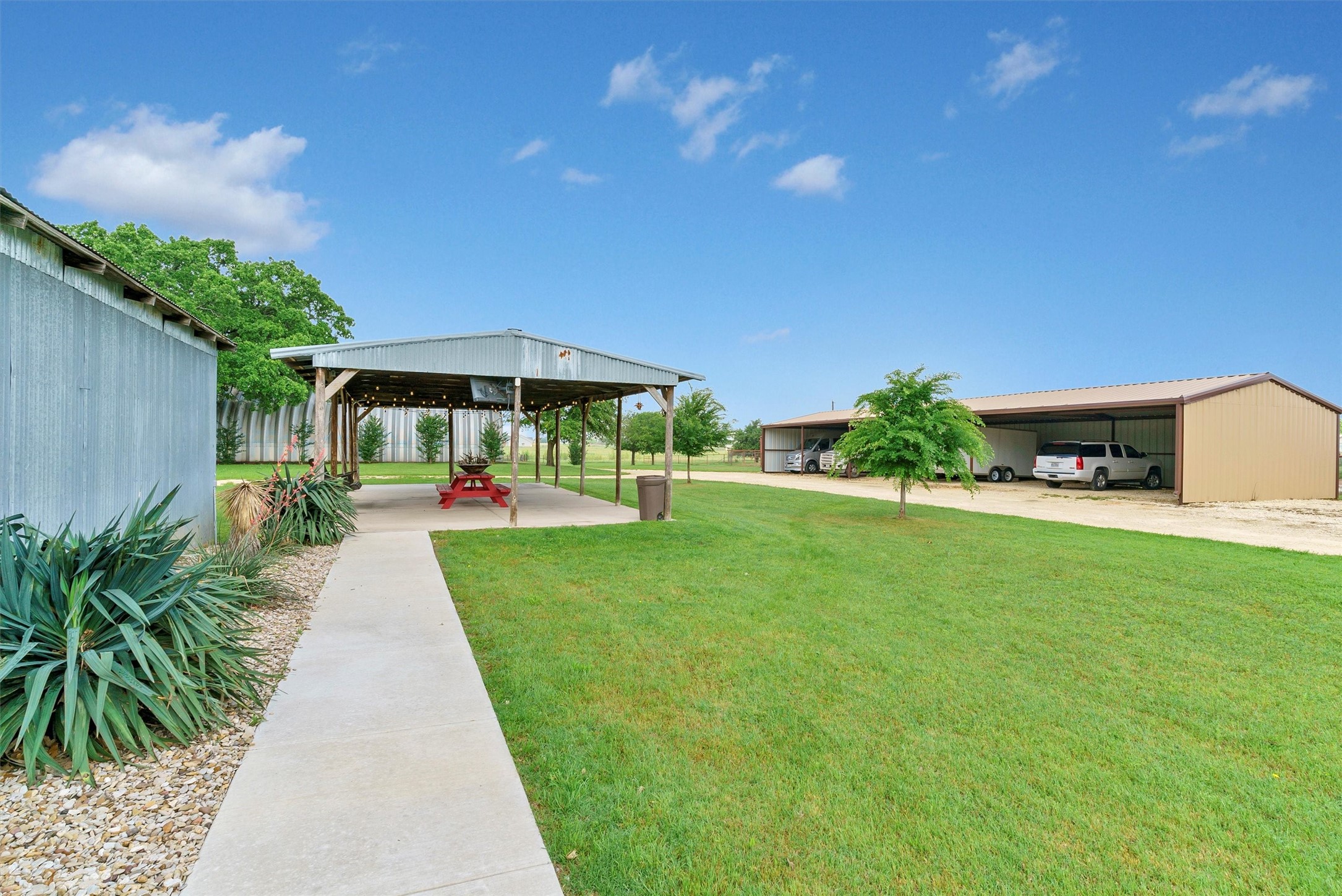 1900 Campbell Road Tolar TX 76476