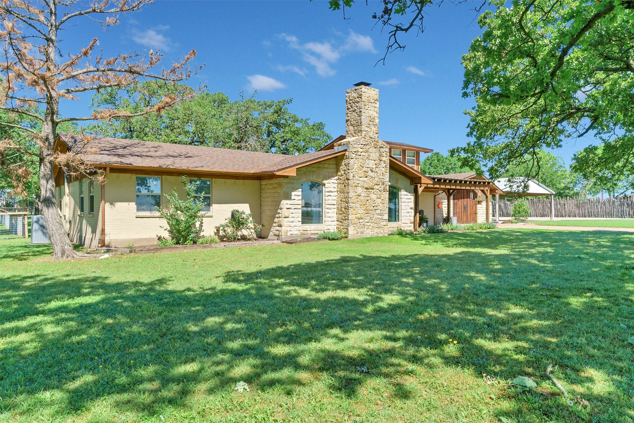 1900 Campbell Road Tolar TX 76476