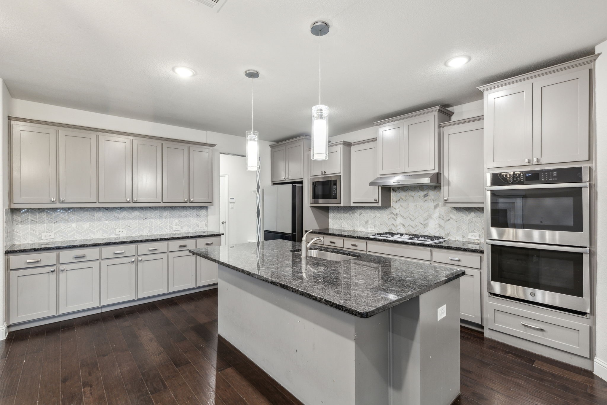 906 Overton Avenue Celina TX 75009