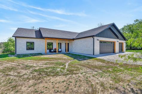 201 Private Road 4296 Clifton TX 76634