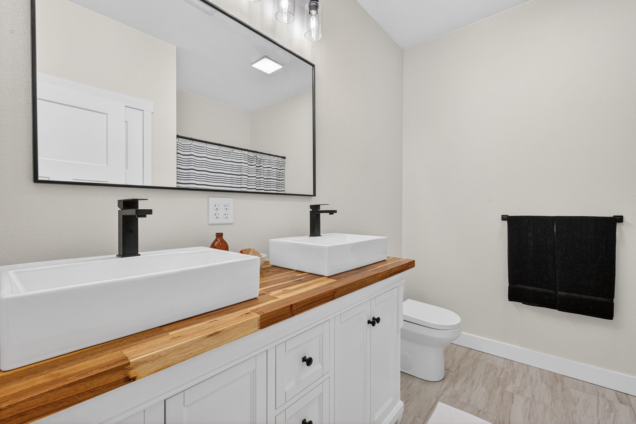 201 Private Road 4296 Clifton TX 76634