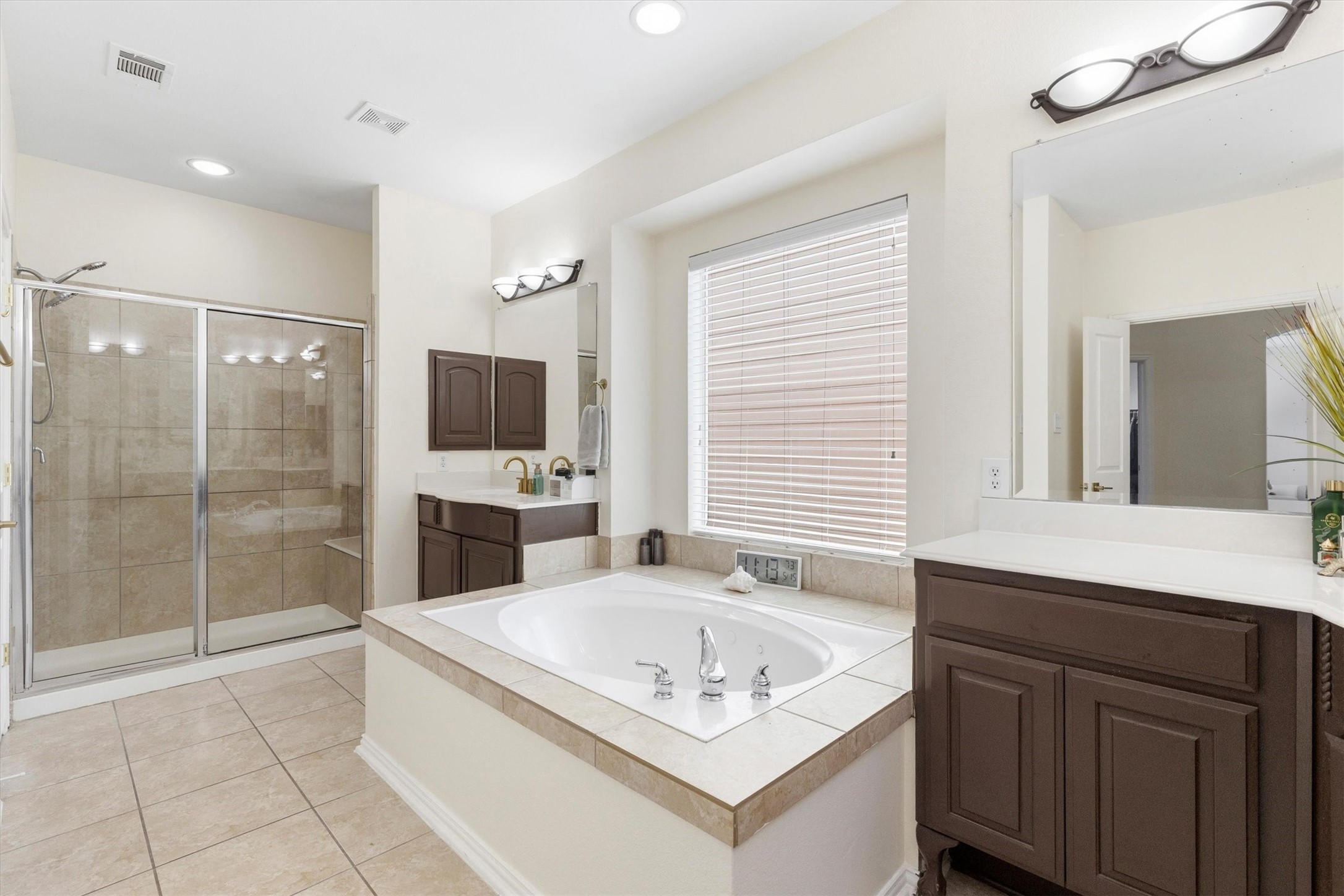 2520 Kodiak Circle Euless TX 76039