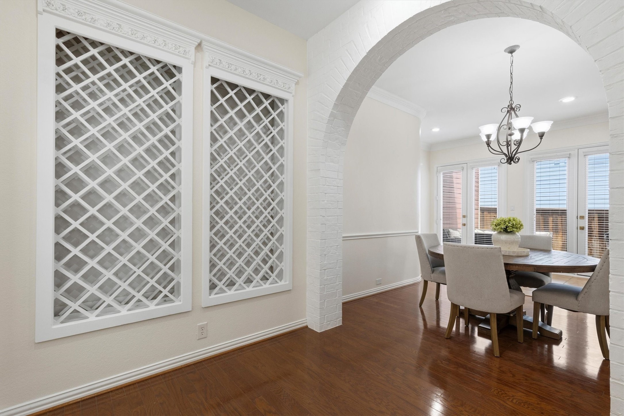 2520 Kodiak Circle Euless TX 76039