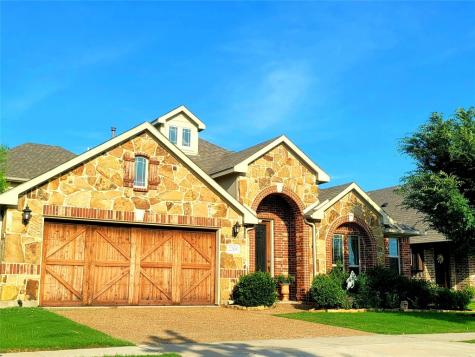 2208 Saint Jullian Street Savannah TX 76227