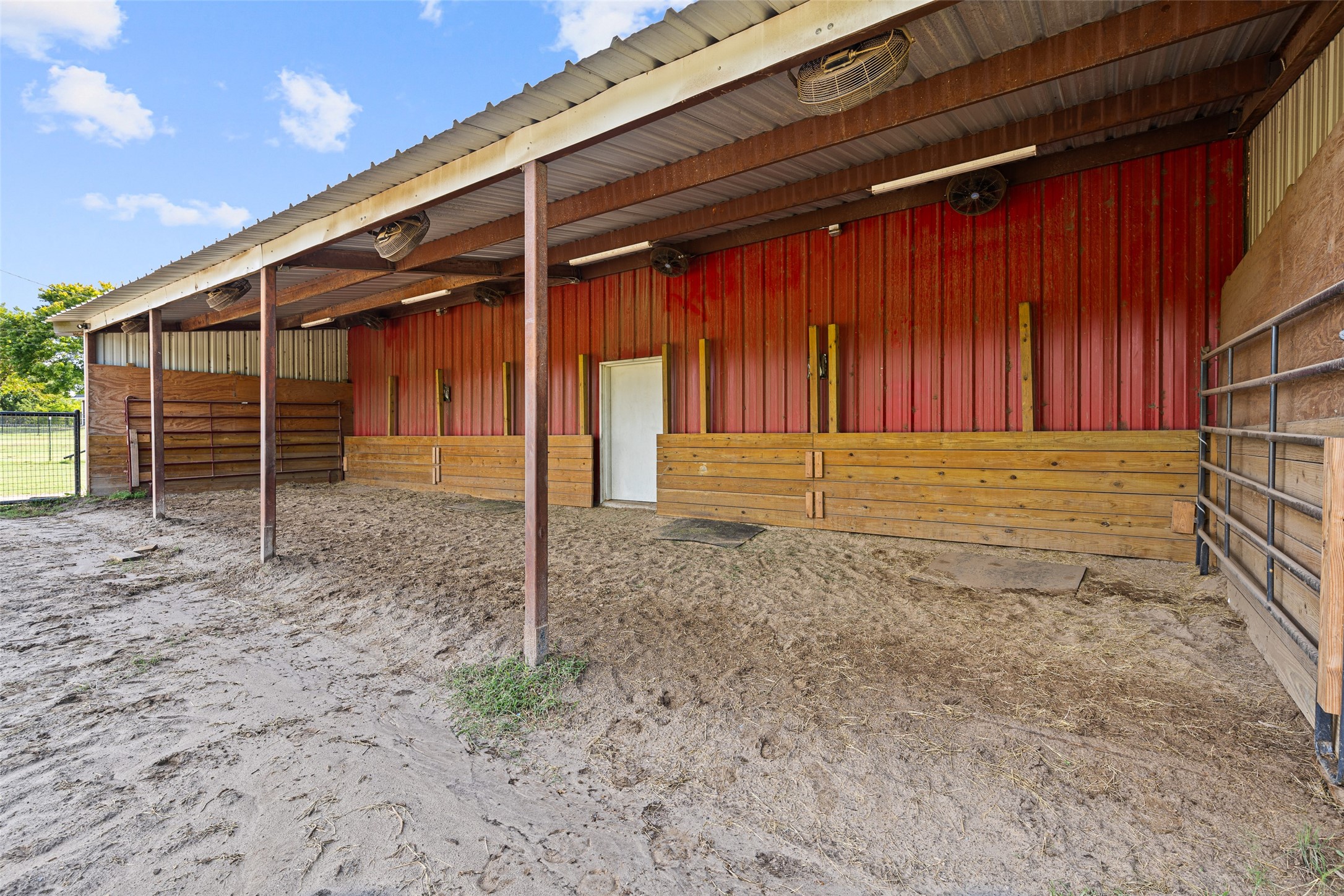 5989 Highway 259 Diana TX 75640