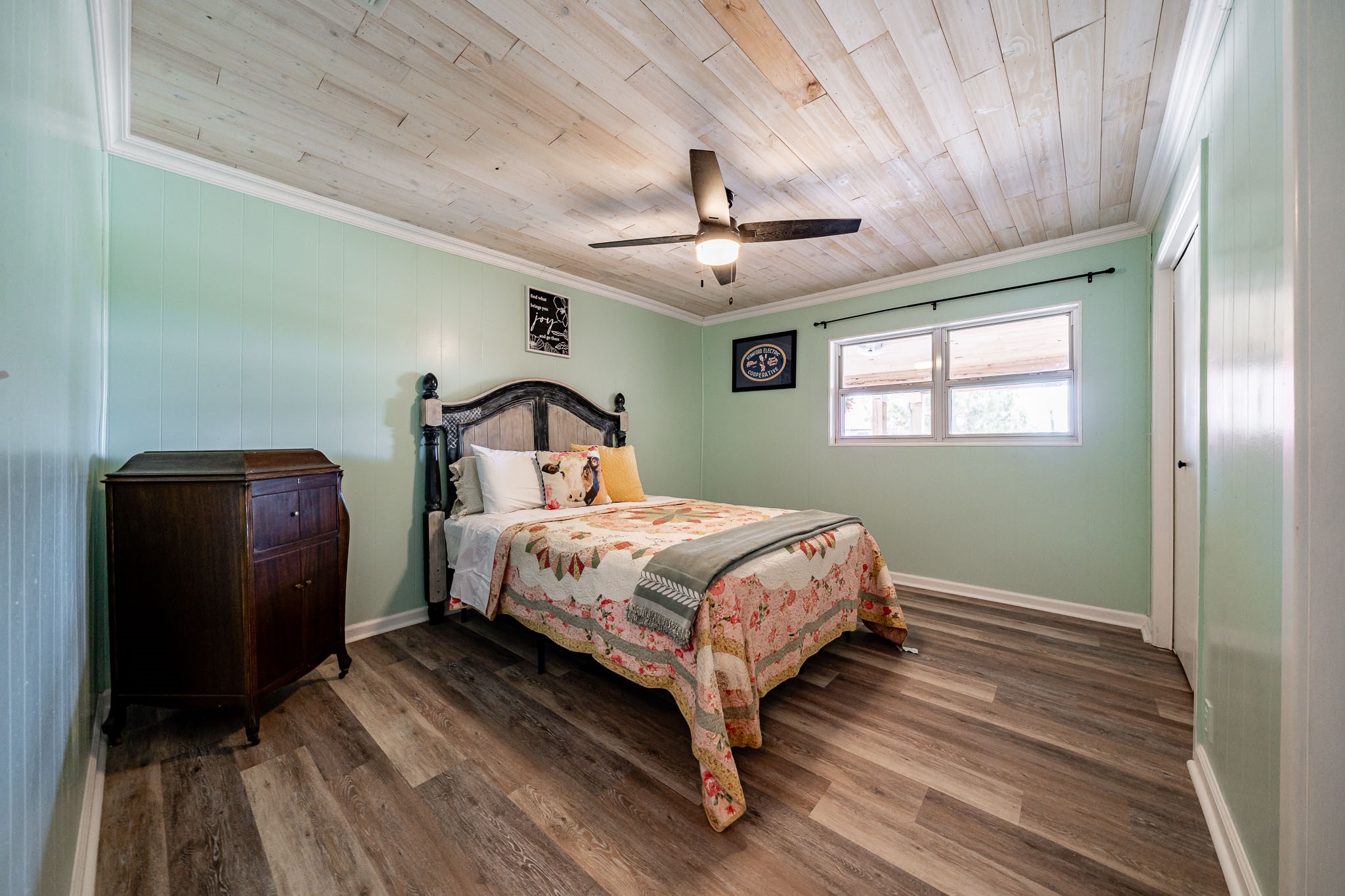 165 Jefferson Avenue Sagerton TX 79548