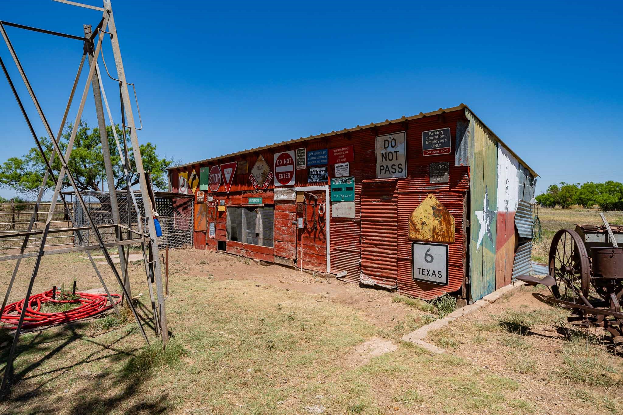 165 Jefferson Avenue Sagerton TX 79548