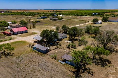 165 Jefferson Avenue Sagerton TX 79548