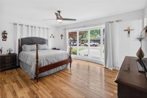 6233 Crestmont Drive Dallas TX 75214
