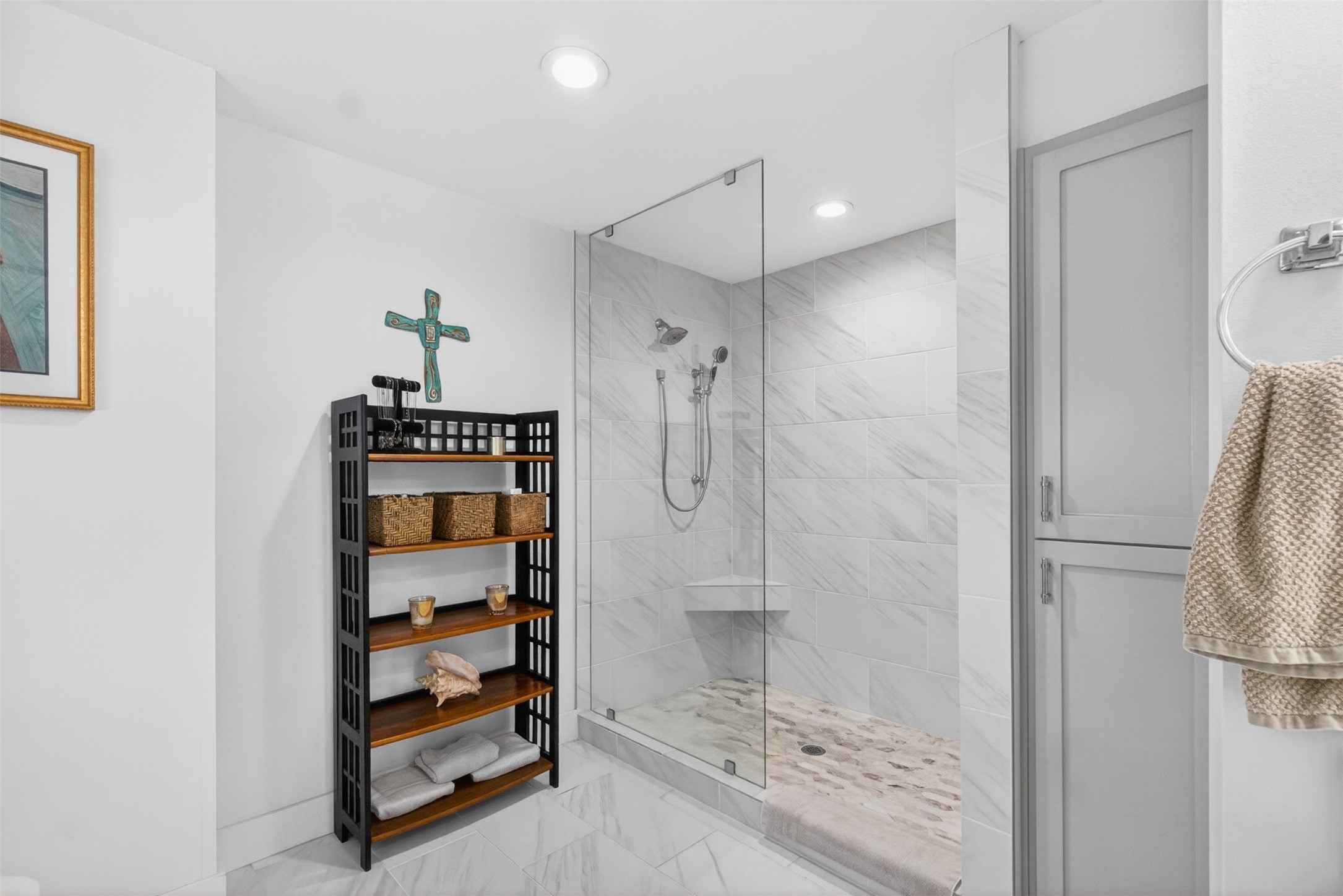 6233 Crestmont Drive Dallas TX 75214