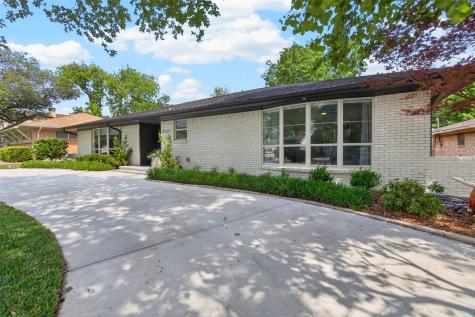 6233 Crestmont Drive Dallas TX 75214